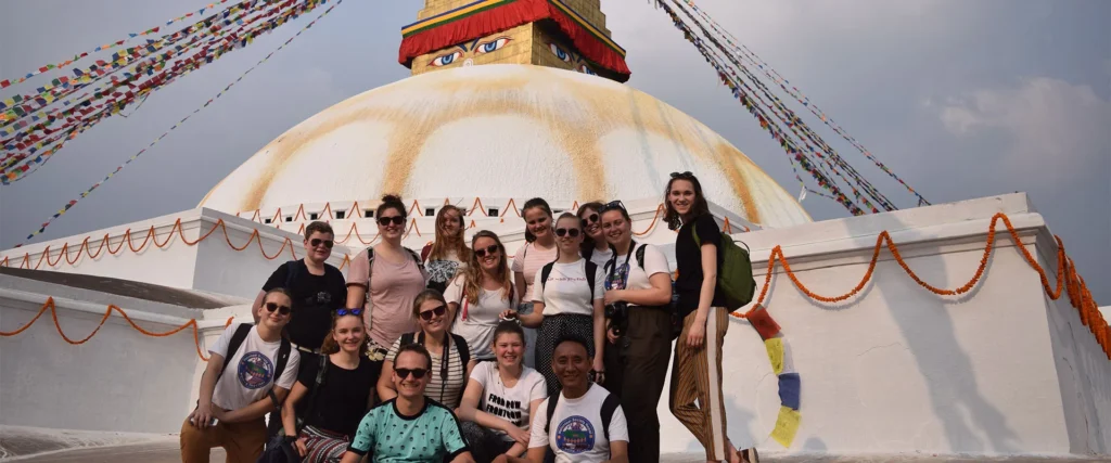 Group volunteering program